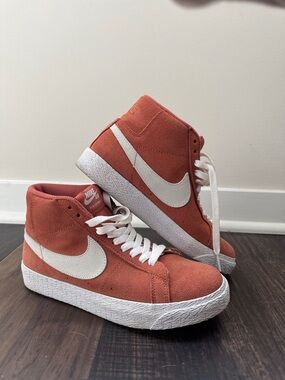 Nike Blazer Mid SB Dusty Peach